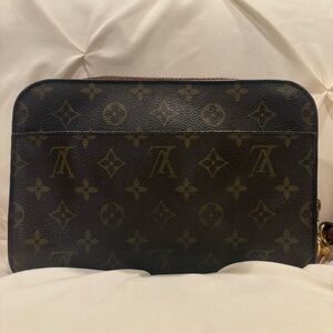Authentic Louis Vuitton Monogram Pochette Orsay Clutch Wristlet Luxury LV